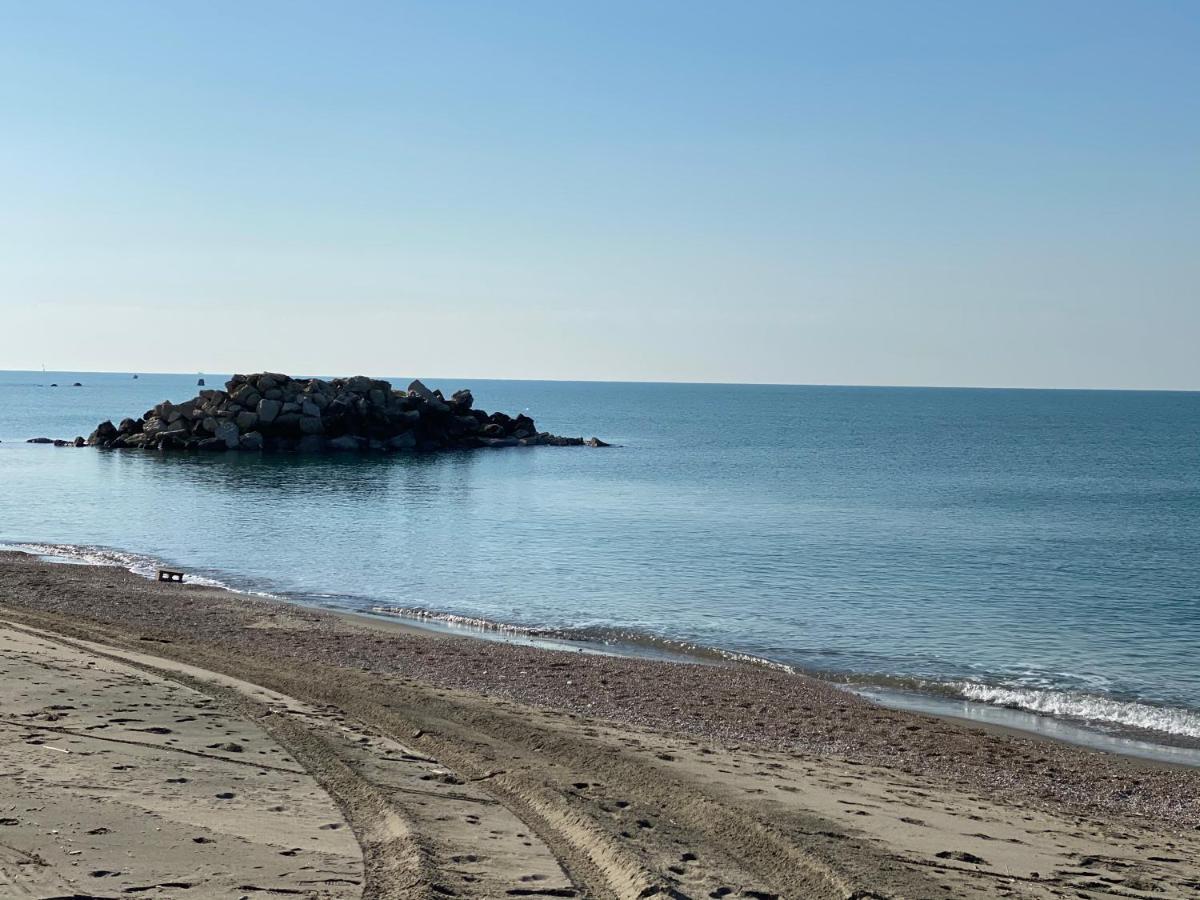 Residence La Duna Castel Volturno Εξωτερικό φωτογραφία